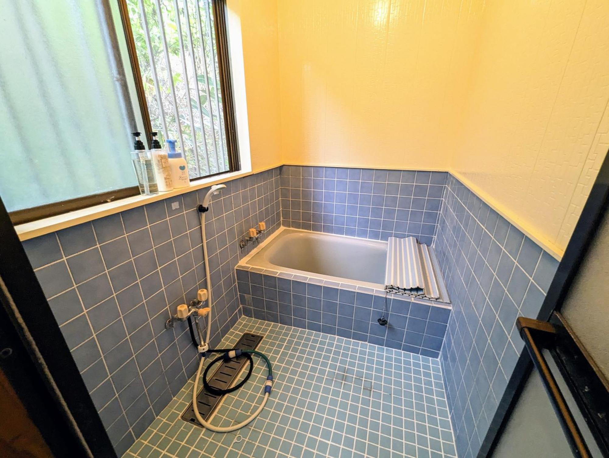 Villa くじらの家 Amami Esterno foto